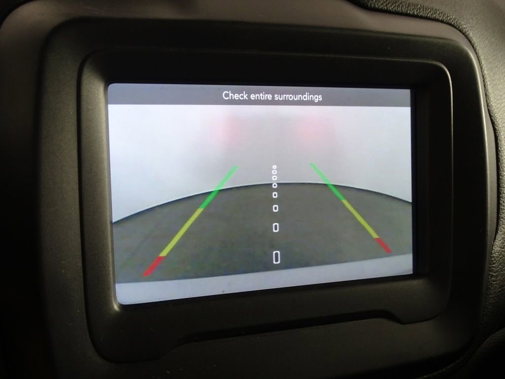 Used 2018 Jeep Renegade Limited image 8