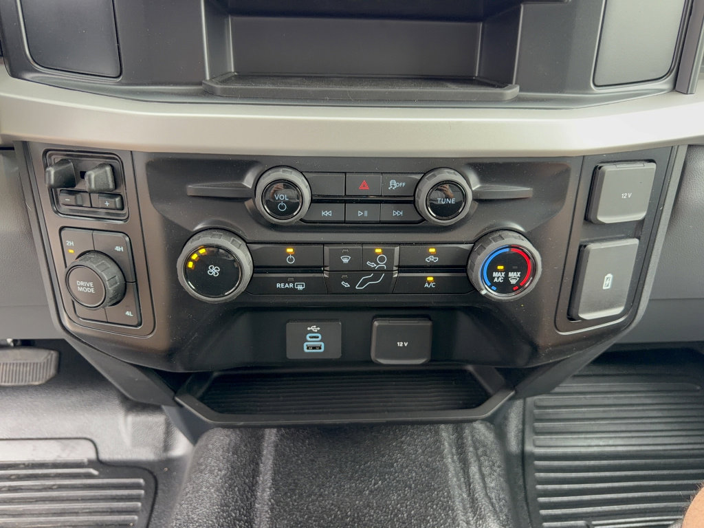 New 2026 Ford F350 XL w/ XL Chrome Package image 20