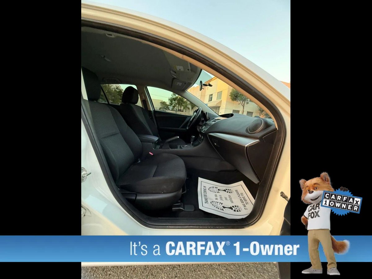 Used 2013 MAZDA MAZDA3 i Touring FWD image 39