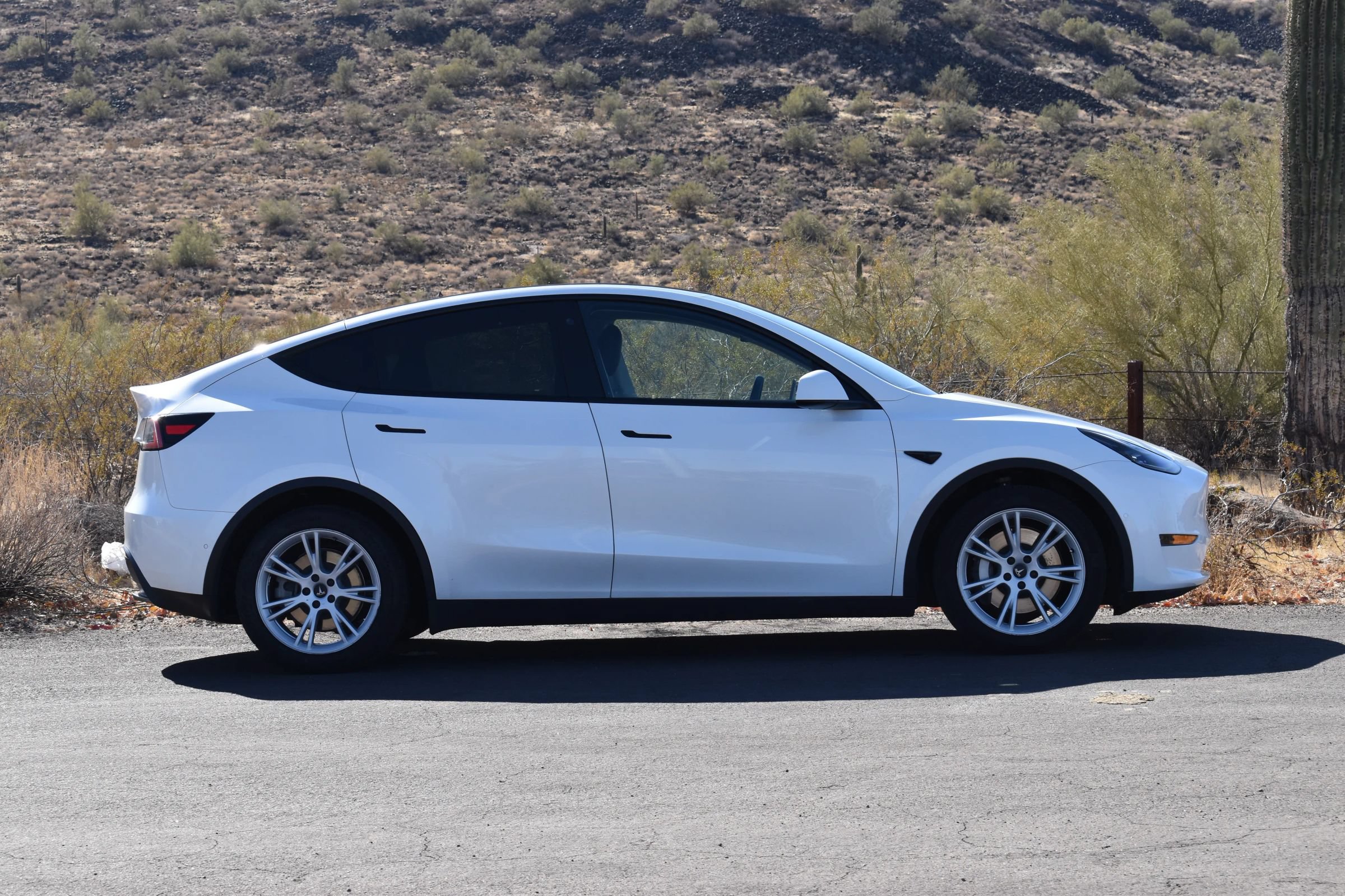 Used 2023 Tesla Model Y Long Range AWD/4WD image 8