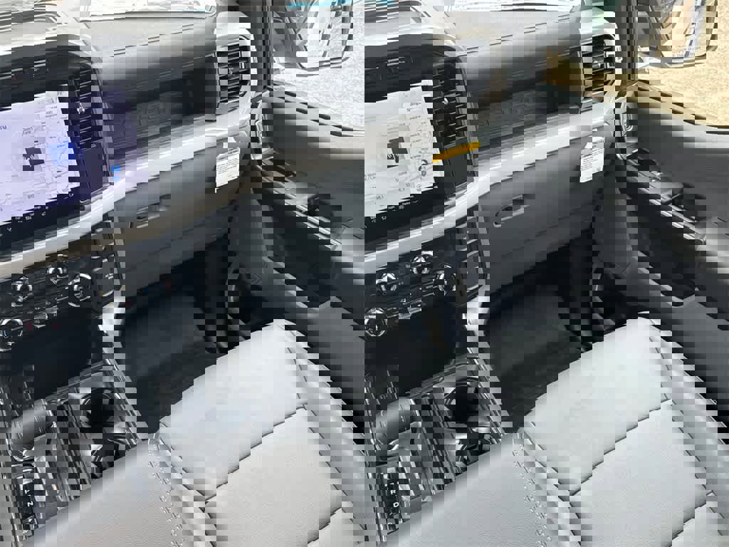 New 2023 Ford F150 Lightning Pro image 20