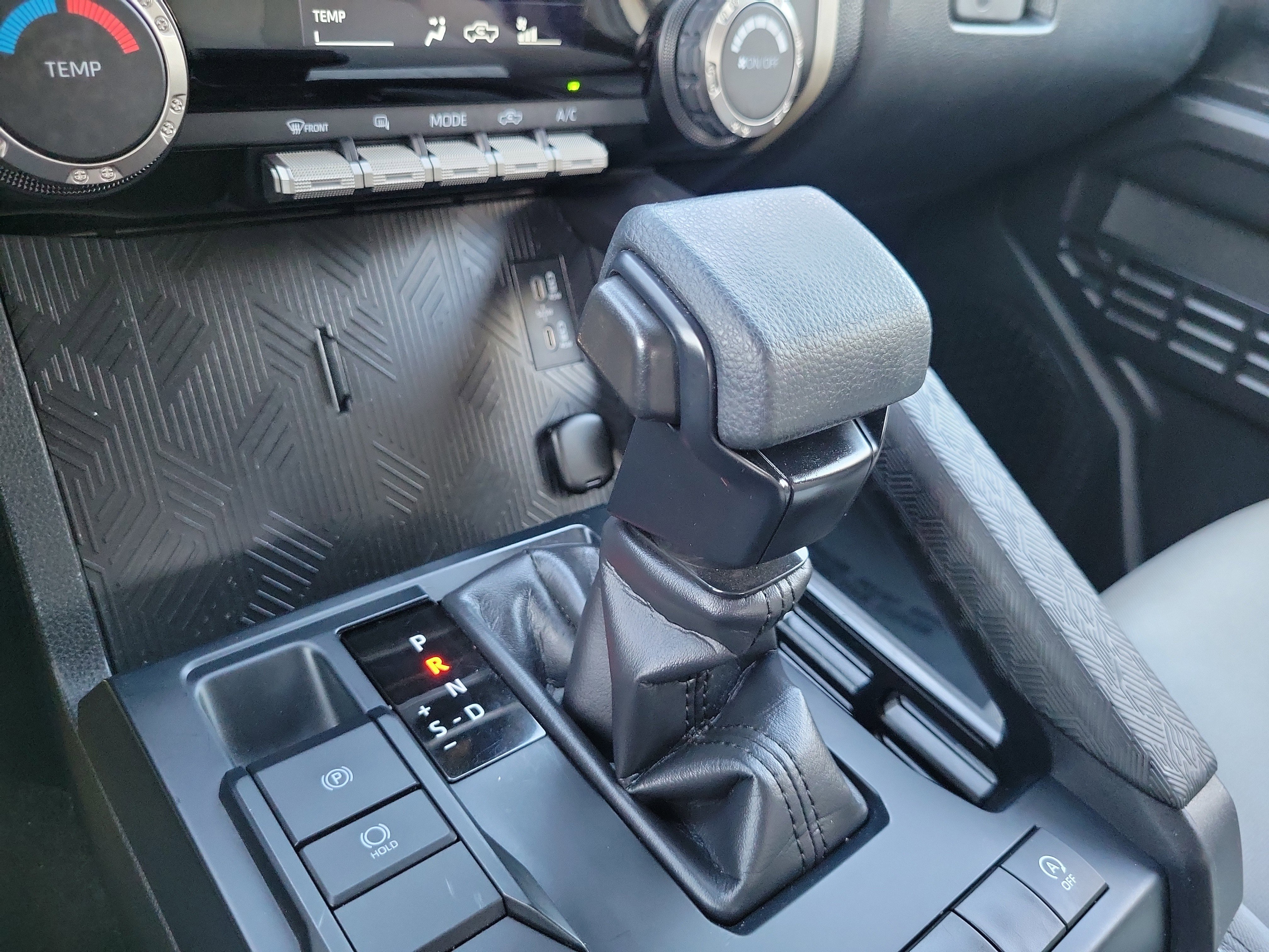 Used 2024 Toyota Tacoma SR5 RWD image 19