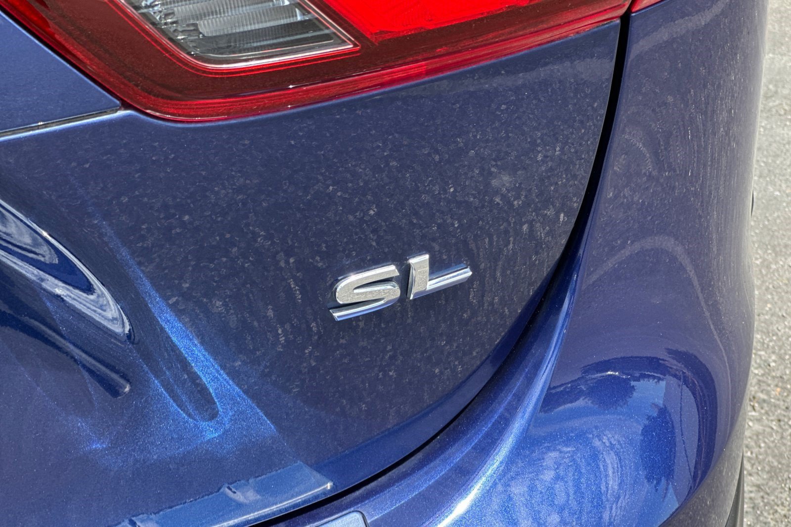 Used 2019 Nissan Rogue Sport SL w/ Premium Package FWD image 29