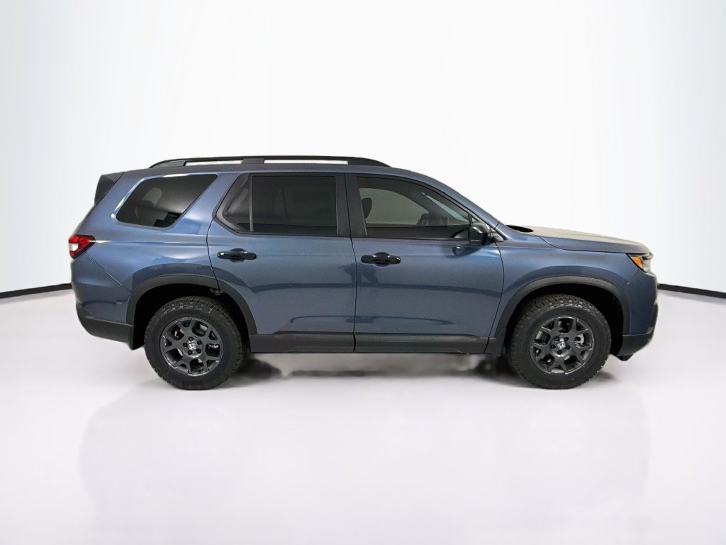 New 2026 Honda Pilot TrailSport image 4