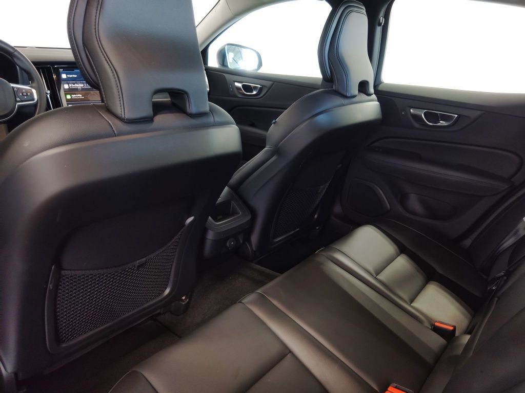 Used 2025 Volvo S60 B5 Core image 36