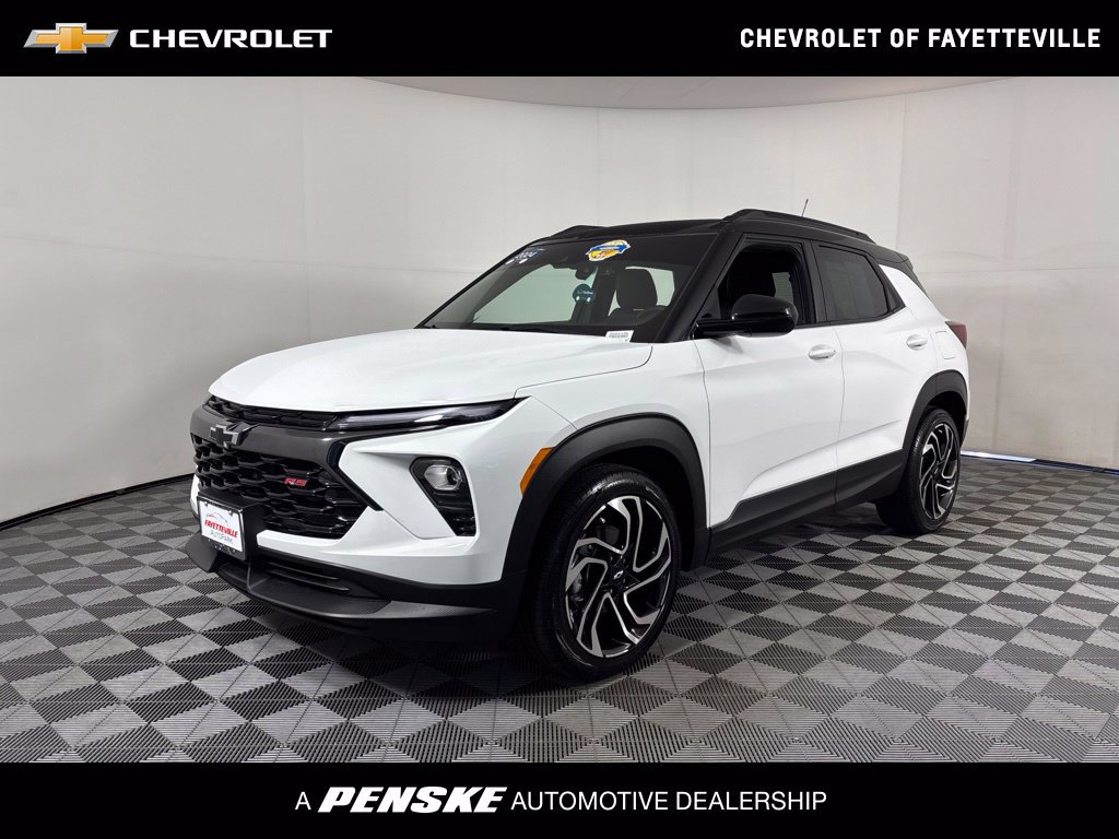 Used 2024 Chevrolet TrailBlazer RS w/ Convenience Package FWD image 1