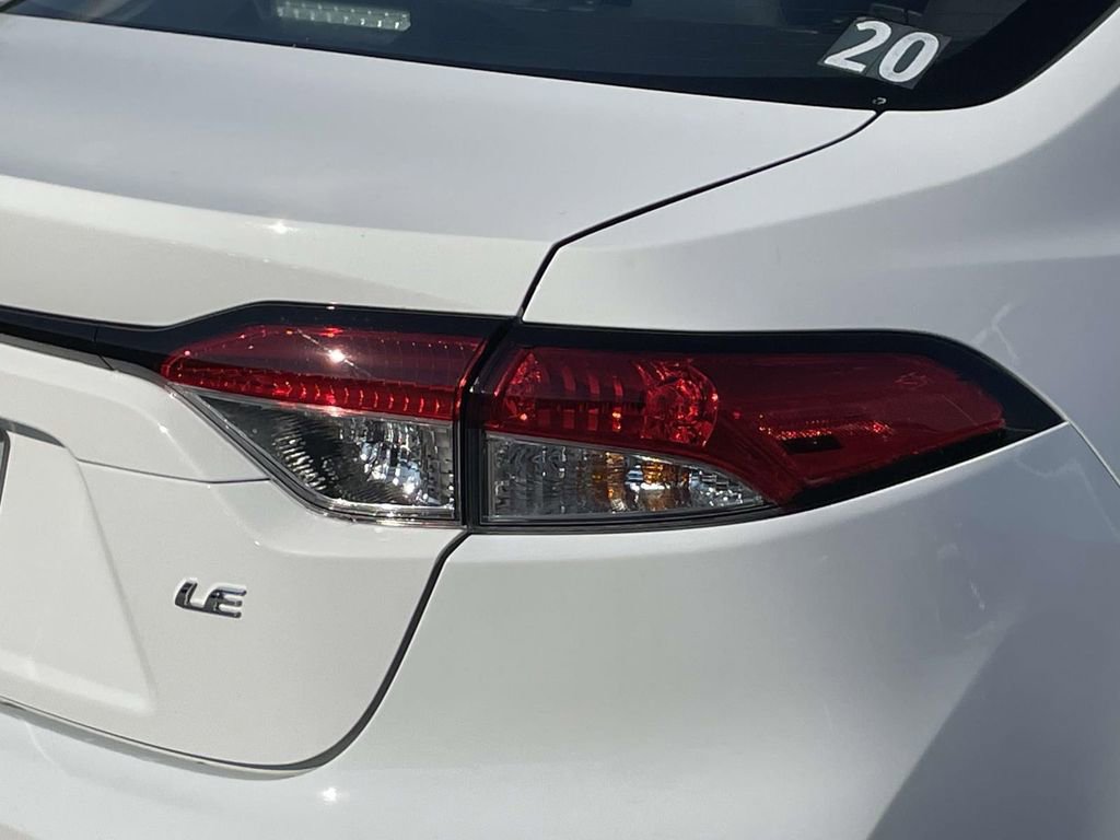 Used 2024 Toyota Corolla LE FWD image 17