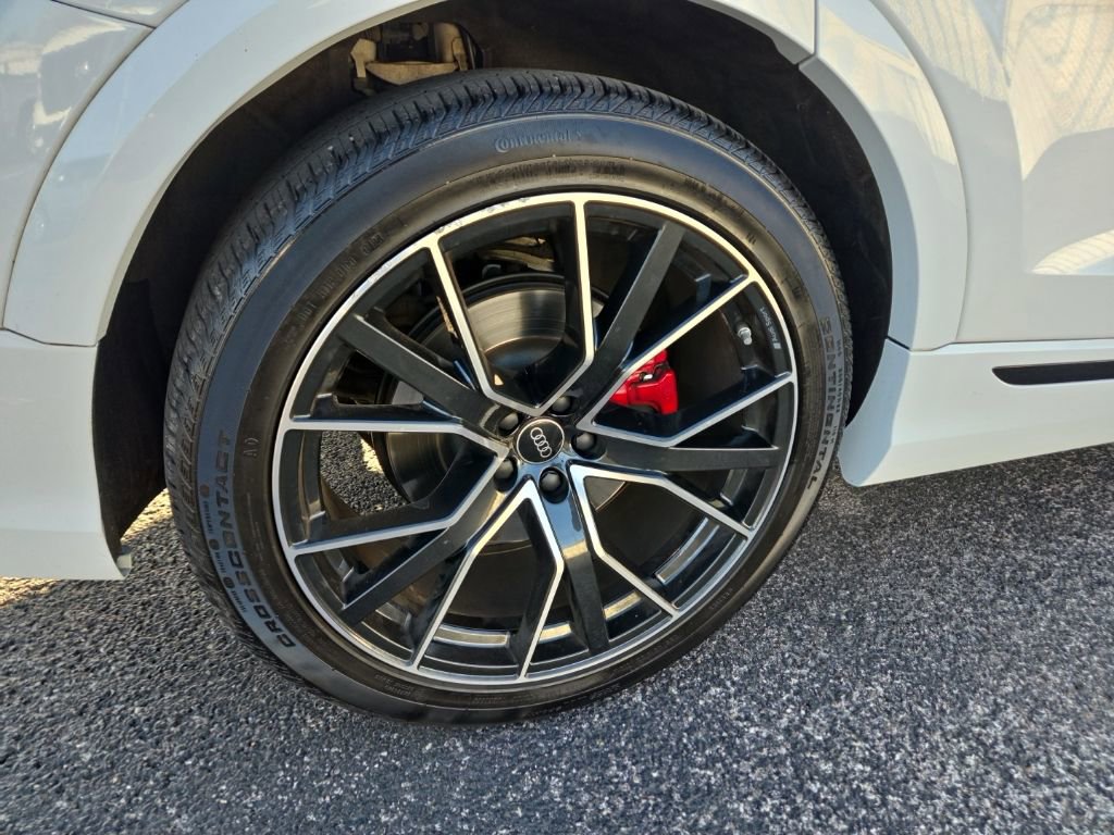 Used 2023 Audi SQ8 Prestige w/ Prestige Package image 5