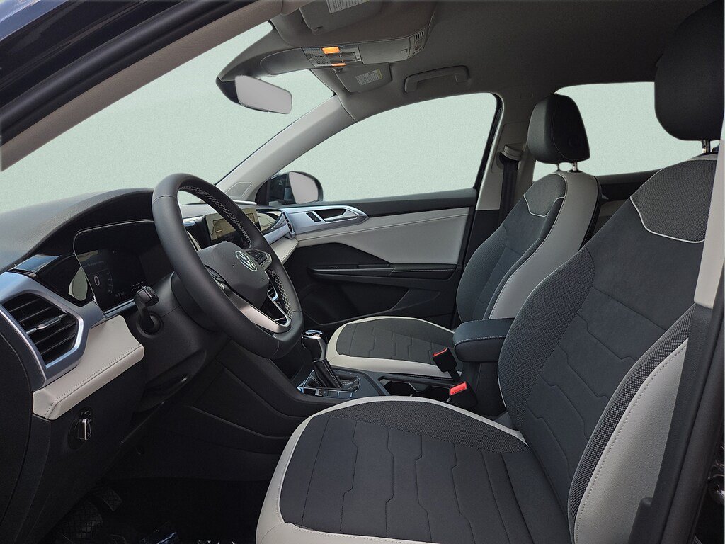 New 2026 Volkswagen Taos SE FWD image 16