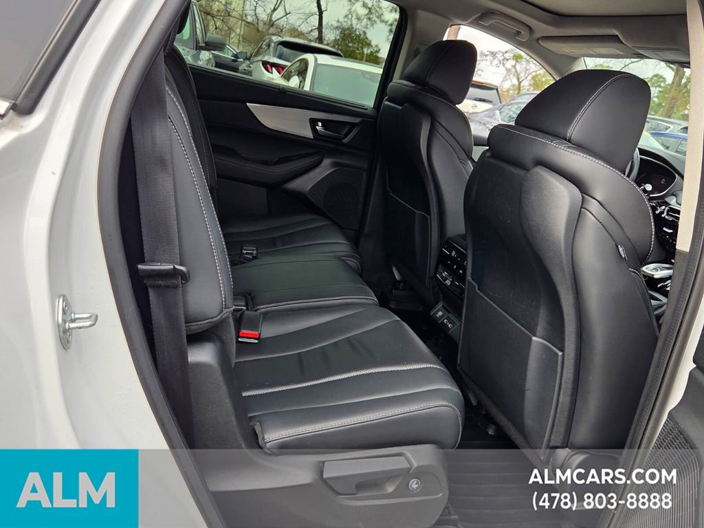 Used 2023 Acura MDX SH-AWD w/ Technology Package image 17