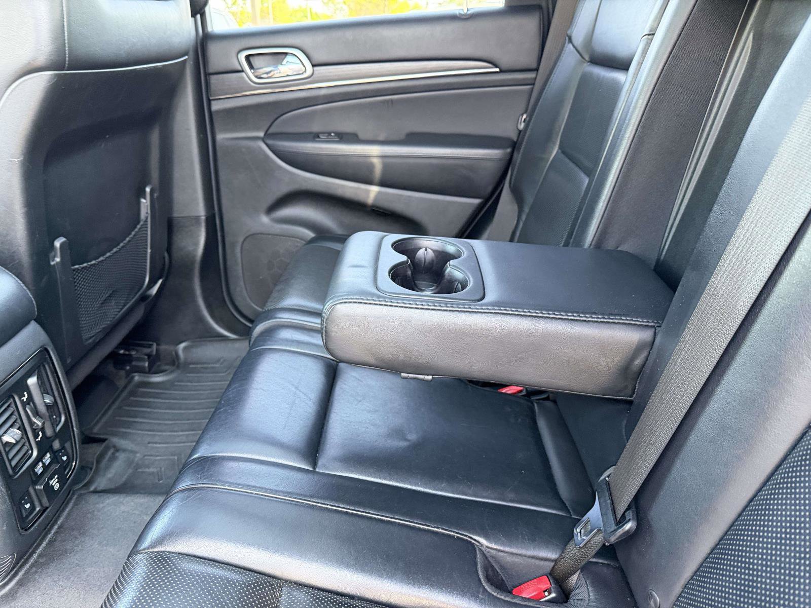 Used 2018 Jeep Grand Cherokee High Altitude AWD/4WD image 14