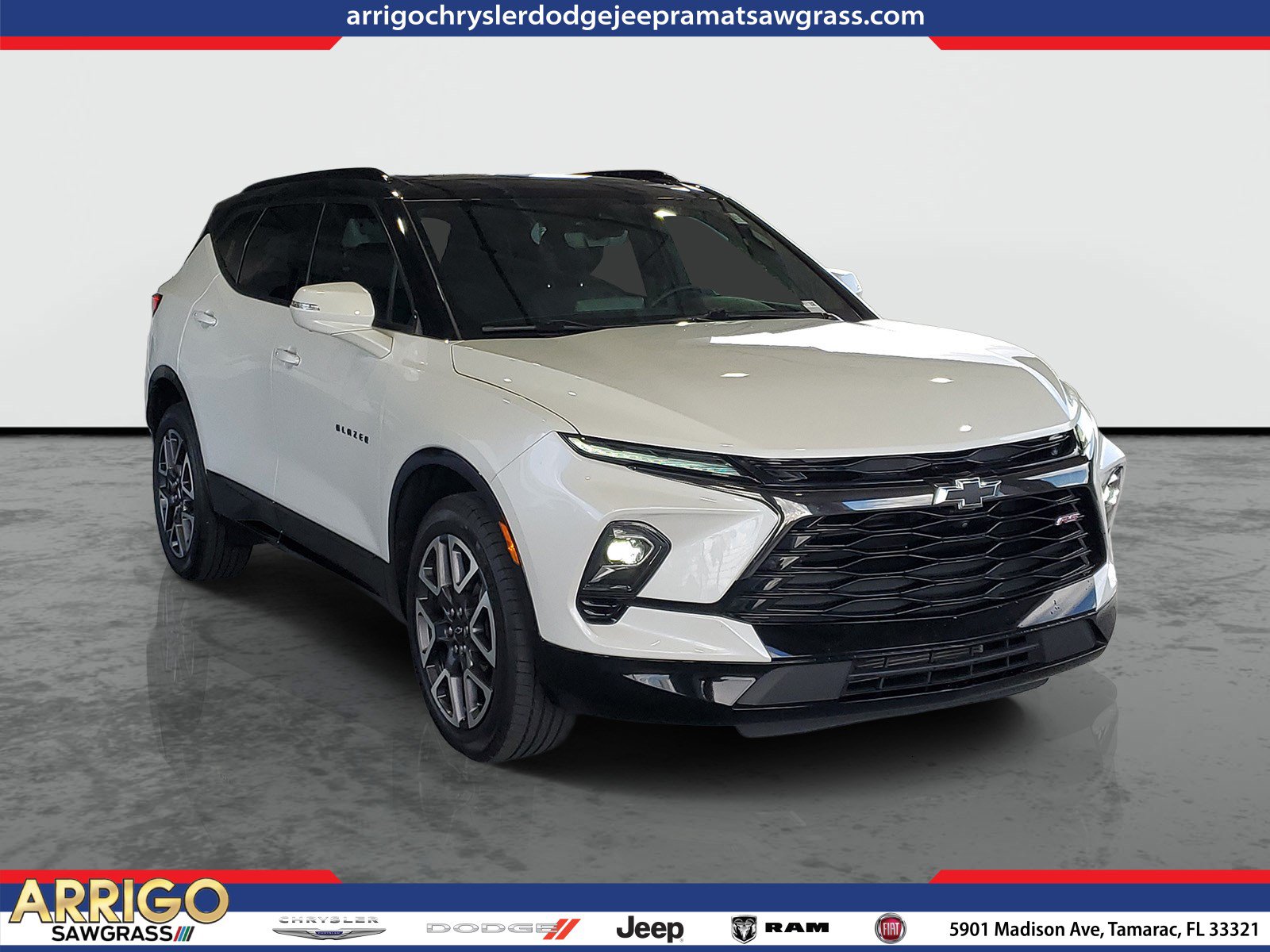 Used 2024 Chevrolet Blazer RS w/ Driver Confidence II Package FWD image 1