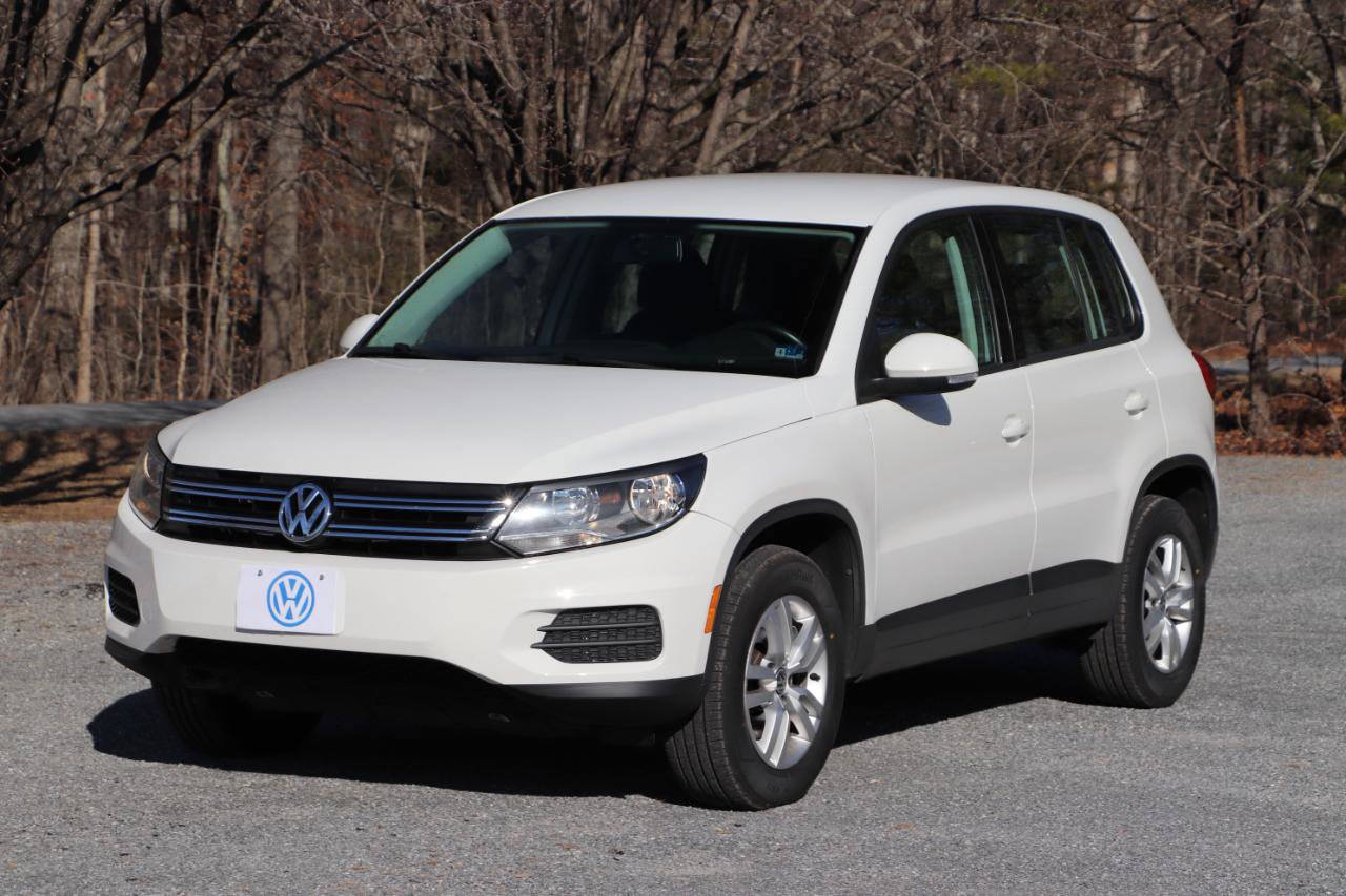 Used 2013 Volkswagen Tiguan S FWD image 32
