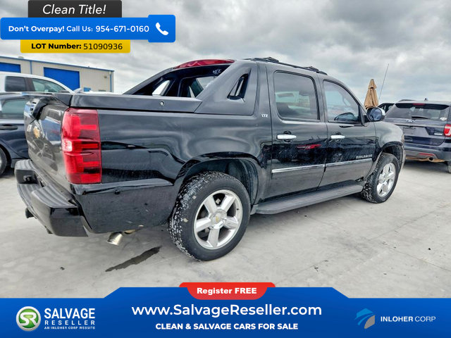 Used 2012 Chevrolet Avalanche LTZ AWD/4WD image 4