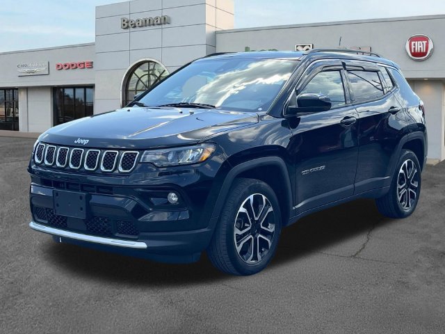 Used 2024 Jeep Compass Limited AWD/4WD image 3