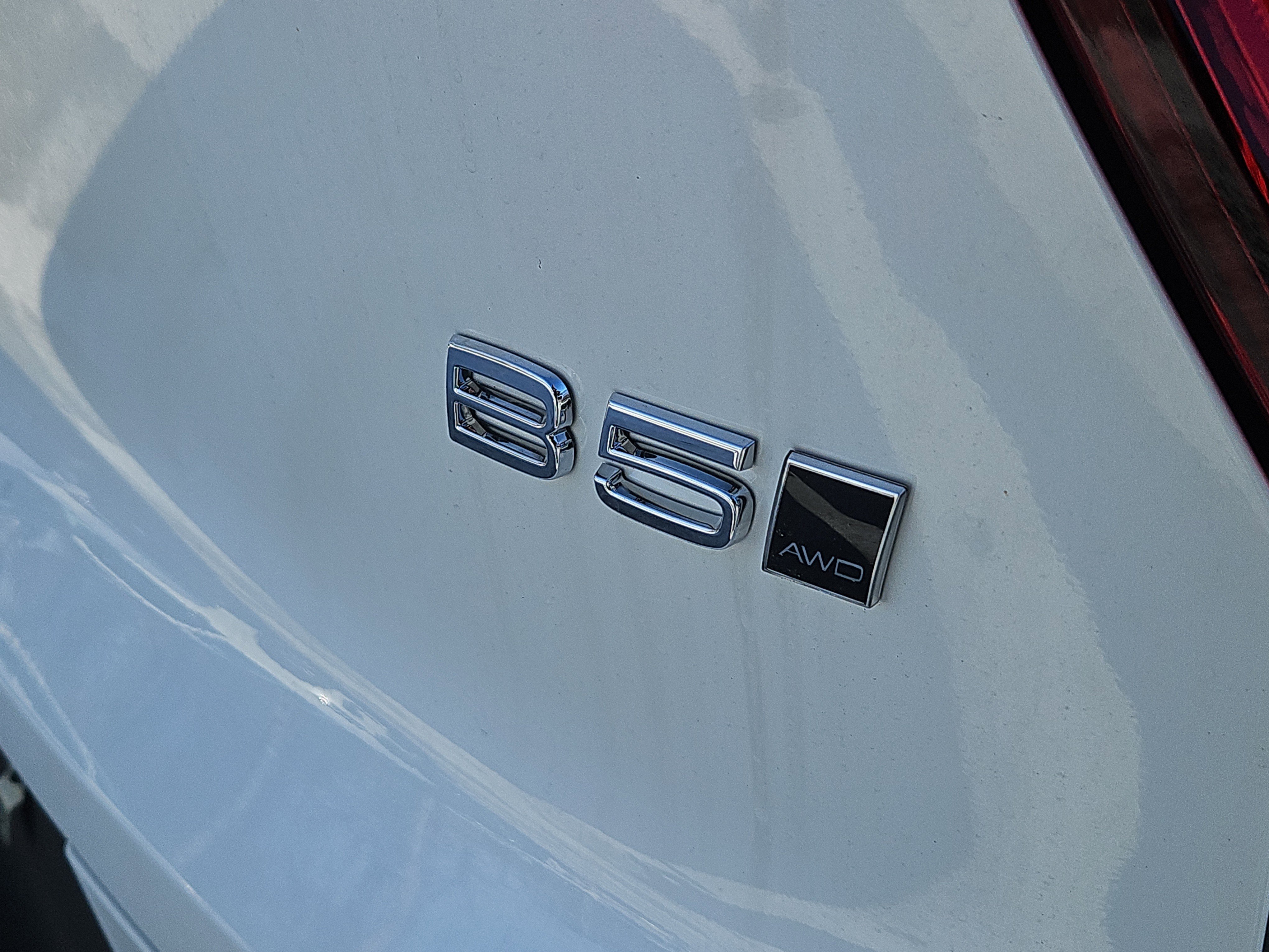 New 2026 Volvo XC40 B5 Plus w/ Protection Package Premier image 4