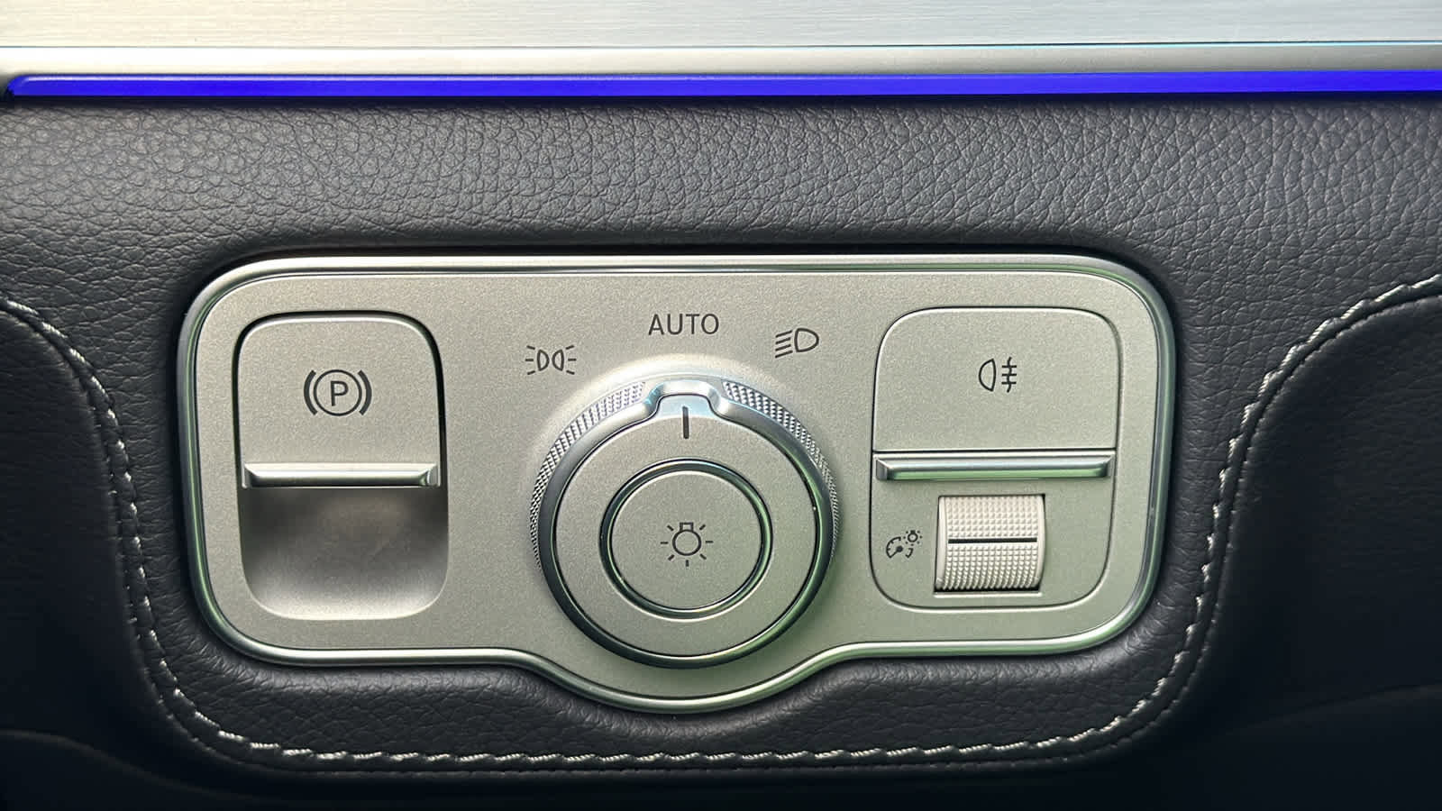 New 2025 Mercedes-Benz GLE 53 AMG AMG GLE 53 image 17