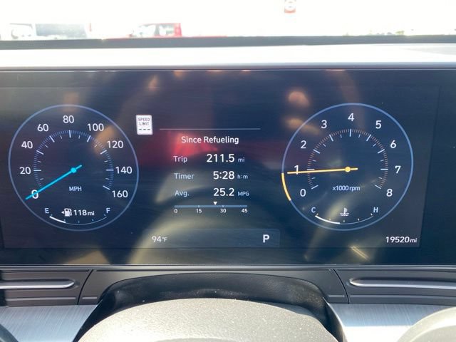 Used 2024 Hyundai Kona Limited AWD/4WD image 7