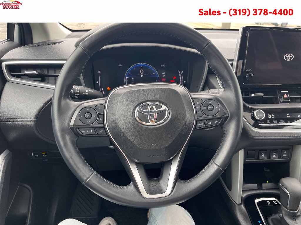 Certified 2024 Toyota Corolla Cross XLE w/ Convenience Package AWD/4WD image 16