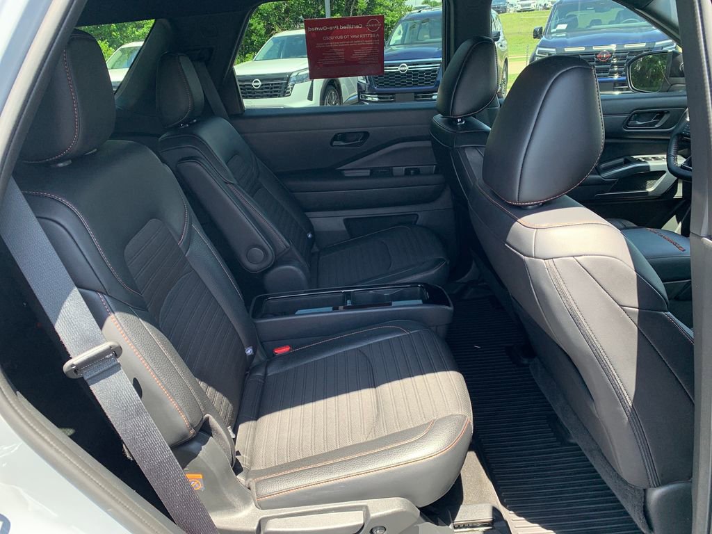 Used 2024 Nissan Pathfinder Rock Creek AWD/4WD image 30