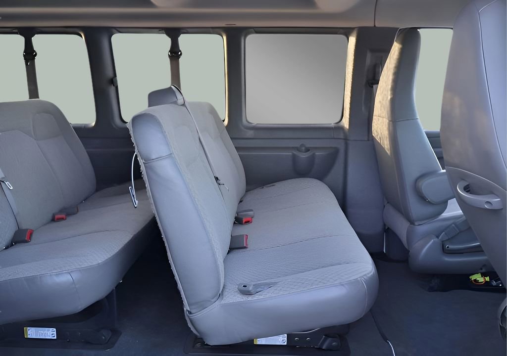 Used 2021 Chevrolet Express 3500 LT w/ LT Preferred Equipment Group RWD image 27