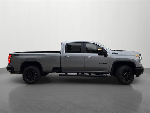 Used 2025 Chevrolet Silverado 2500 LT w/ Trail Boss Package image 4