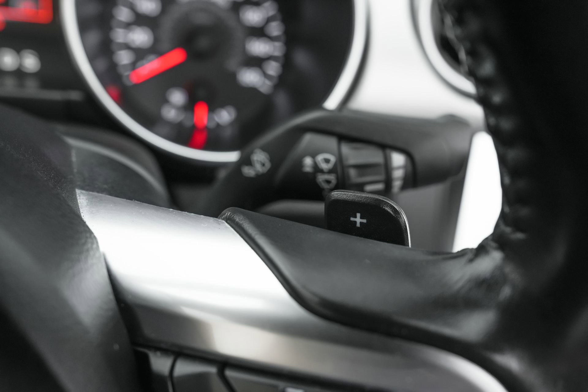 Used 2020 Ford Mustang Premium image 21