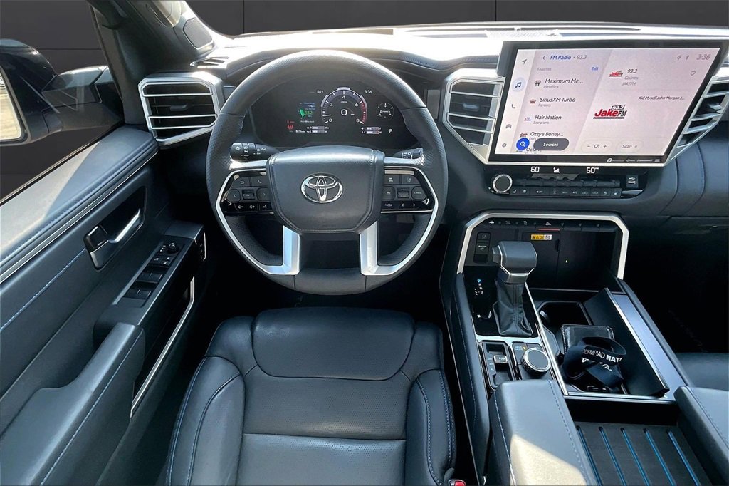 Used 2024 Toyota Tundra Platinum image 5
