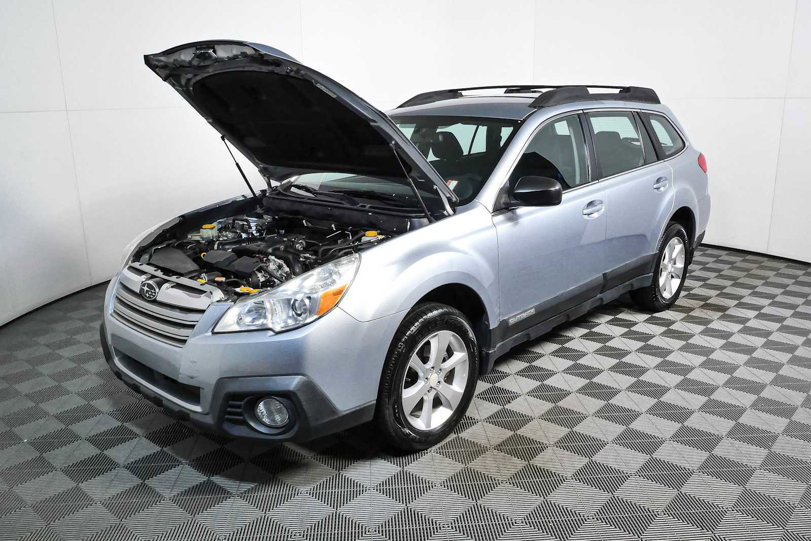 Used 2014 Subaru Outback 2.5i AWD/4WD image 28