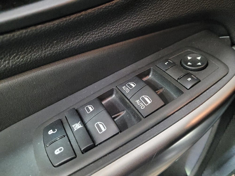 Used 2021 Jeep Cherokee Limited AWD/4WD image 27
