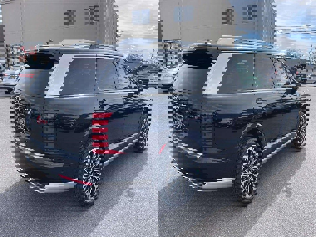 New 2026 Hyundai Palisade Calligraphy image 3