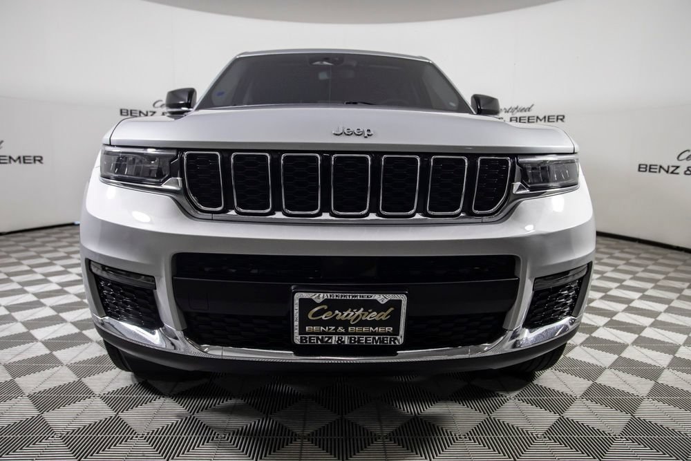 Used 2023 Jeep Grand Cherokee L Limited AWD/4WD image 5