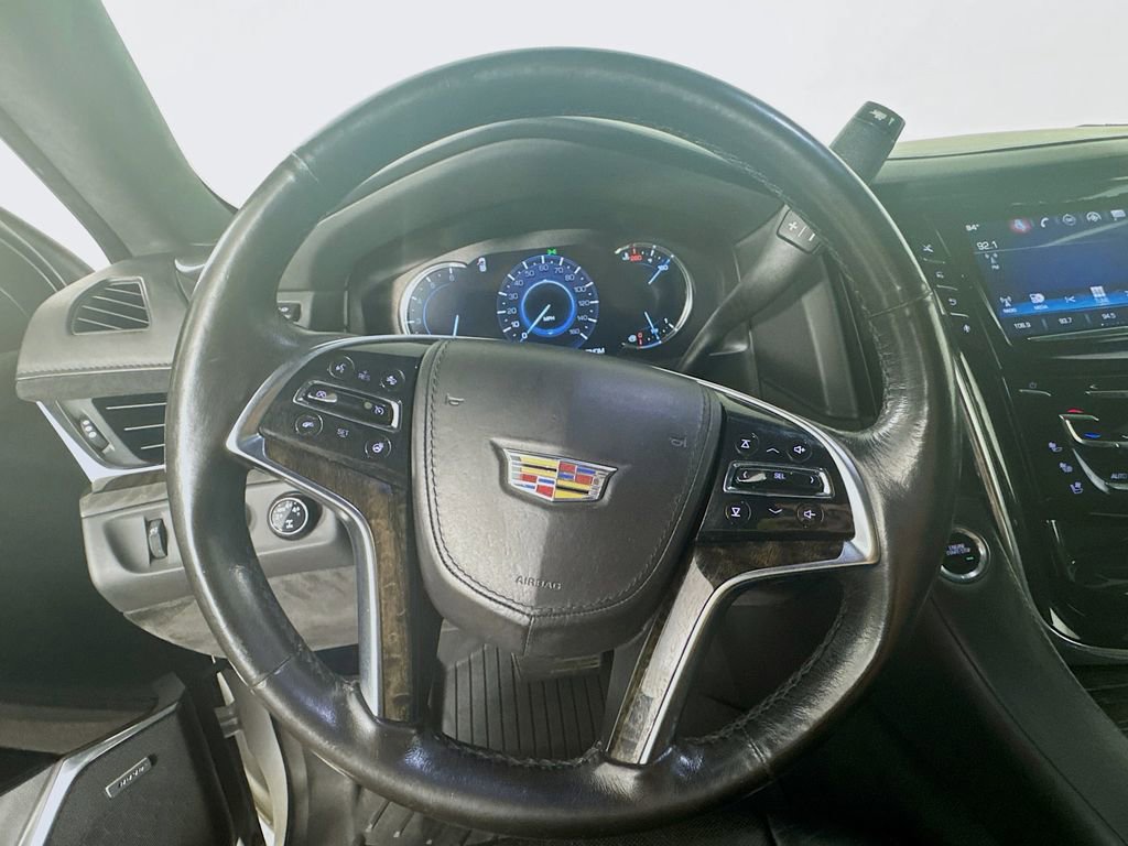 Used 2016 Cadillac Escalade Platinum image 11