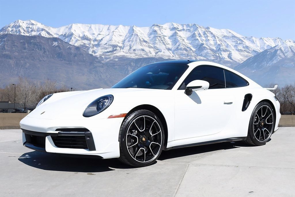 Used 2025 Porsche 911 Turbo AWD/4WD image 17