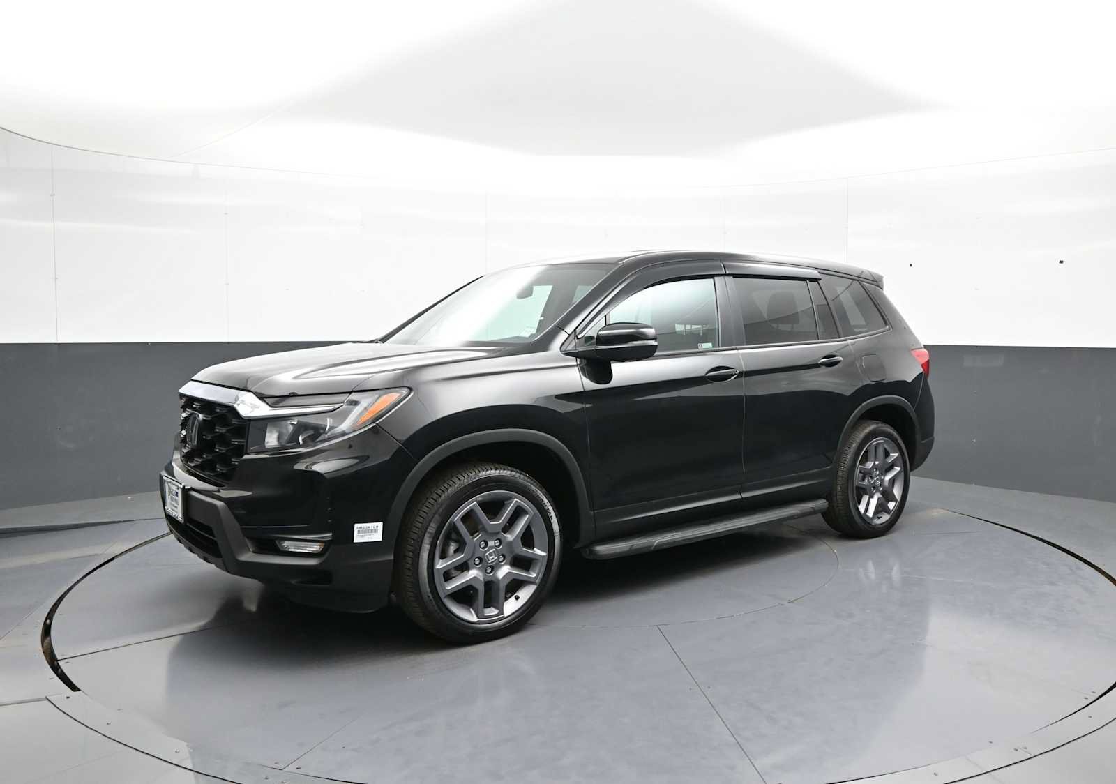 Certified 2023 Honda Passport EX-L image 10