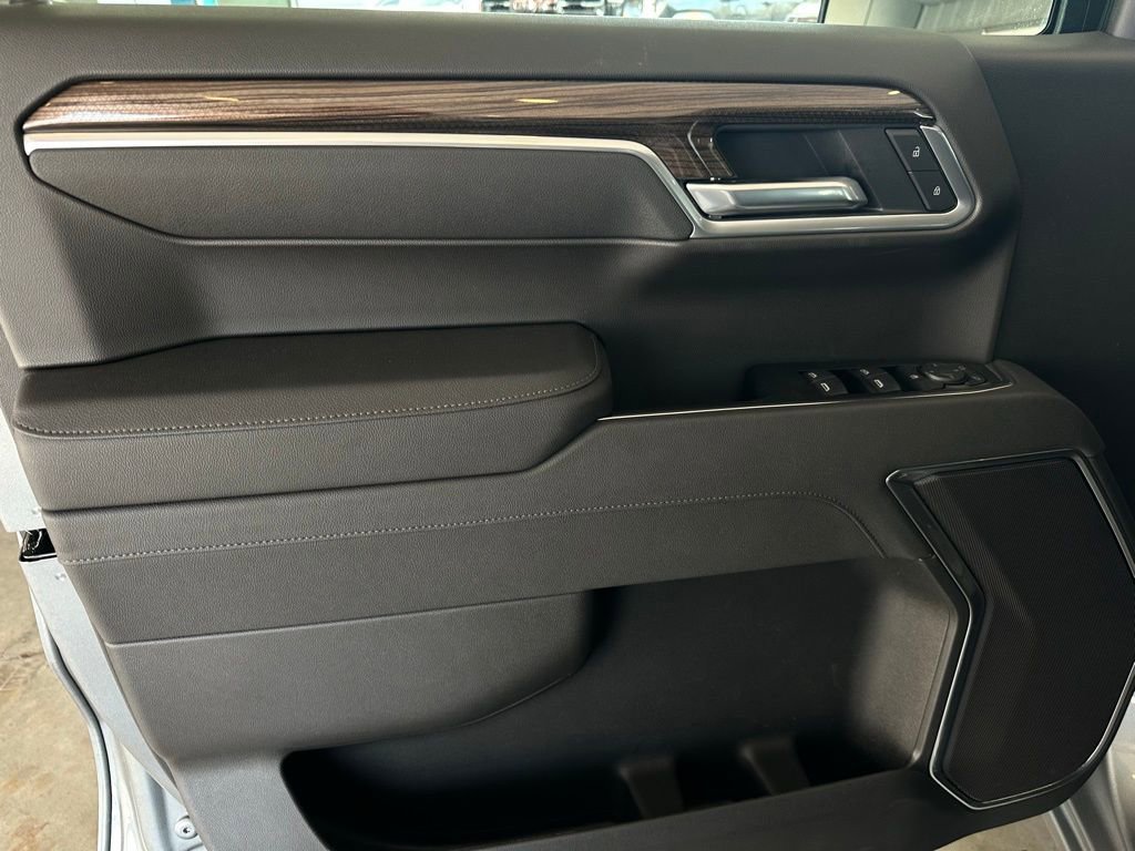 New 2026 Chevrolet Silverado 1500 RST w/ RST Select Package image 9