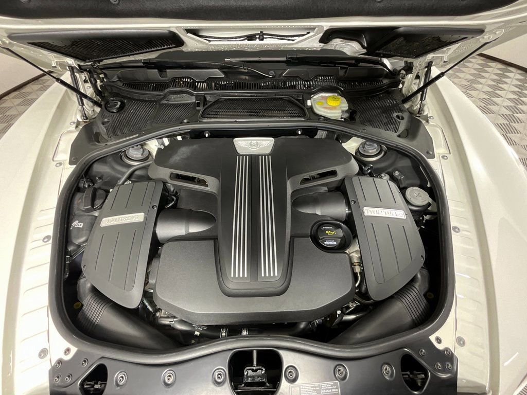 Used 2015 Bentley Continental GT V8 S image 27