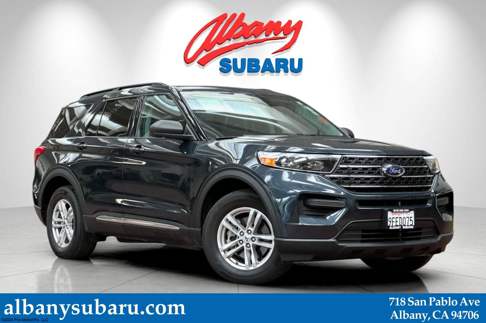 Used 2023 Ford Explorer XLT image 1