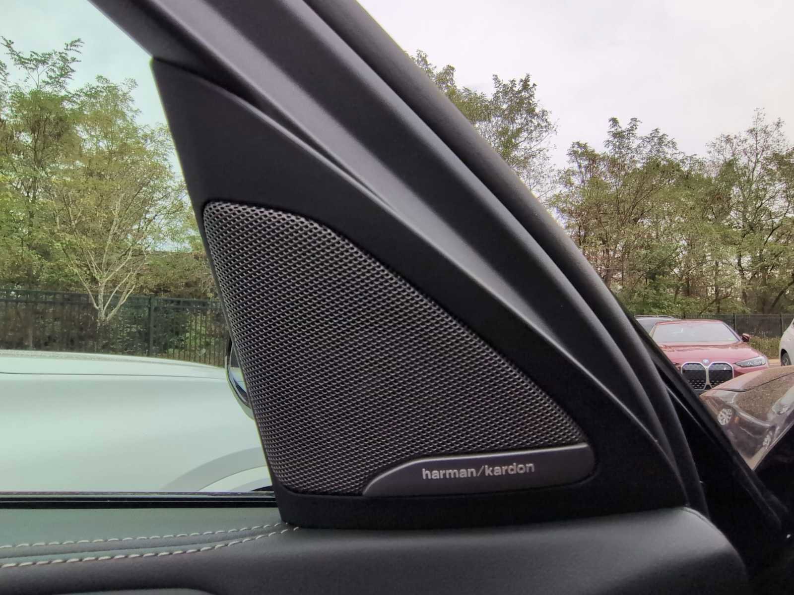 New 2026 BMW X6 xDrive40i w/ Climate Comfort Package image 33