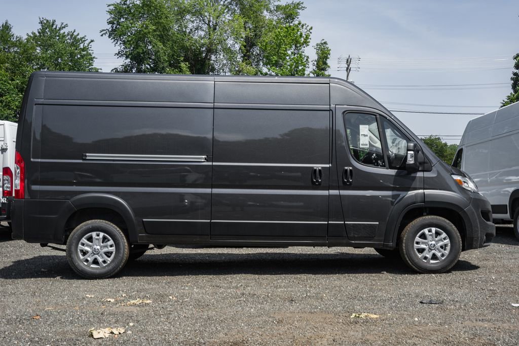 New 2025 RAM ProMaster 3500 w/ Quick Order Package 22G SLT image 2