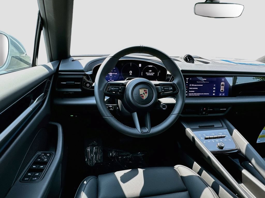 New 2026 Porsche Macan 4 Electric AWD/4WD image 25
