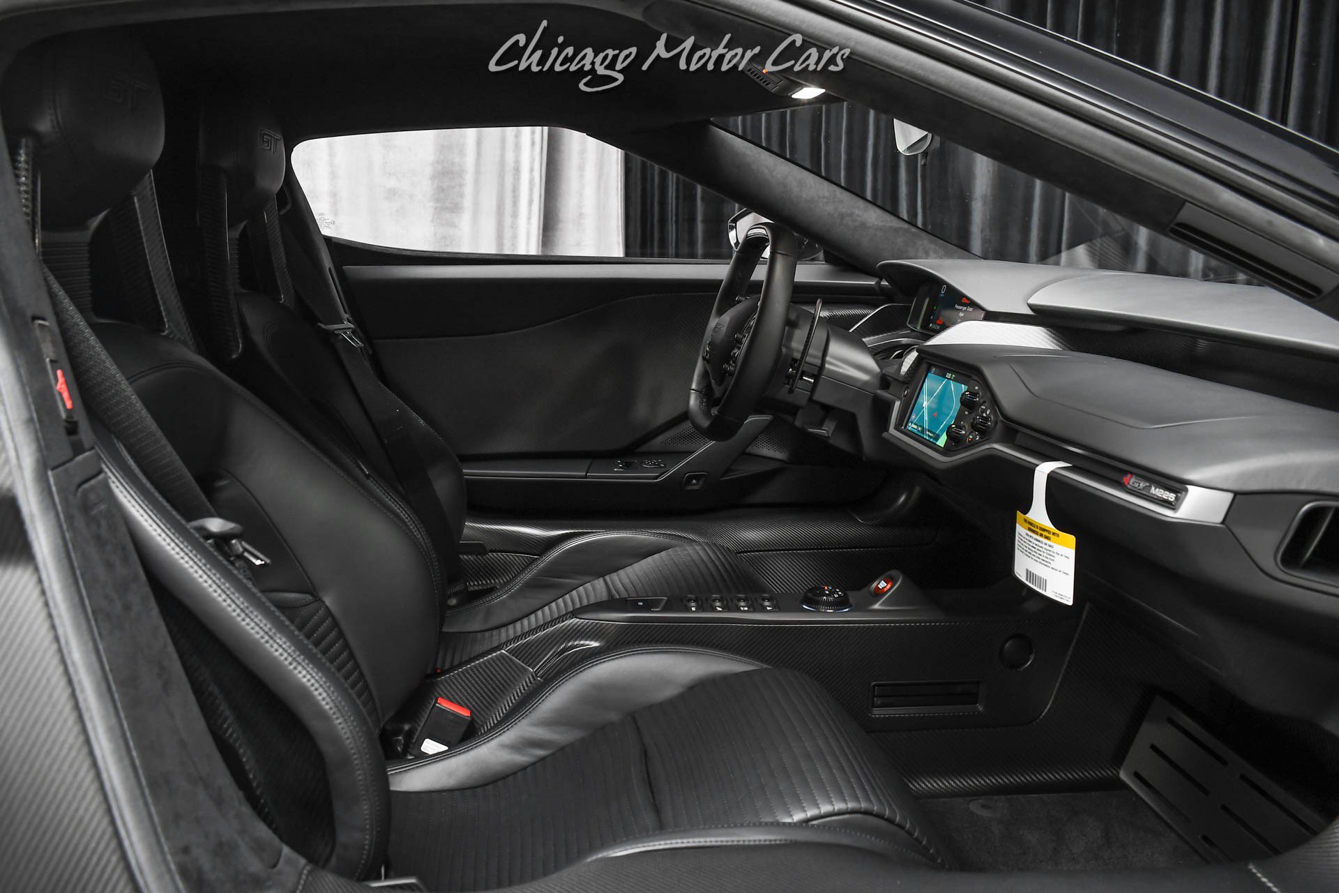 Used 2021 Ford GT RWD image 17