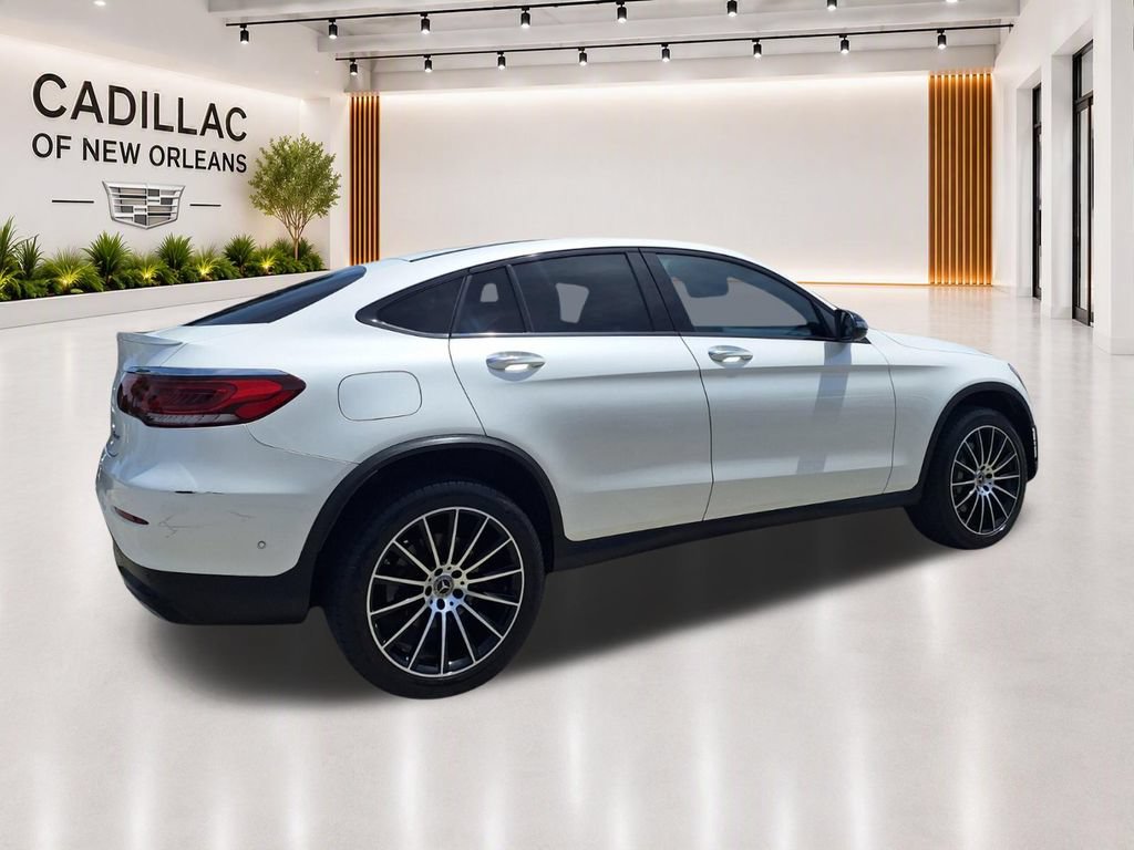 Used 2023 Mercedes-Benz GLC 300 4MATIC Coupe image 3