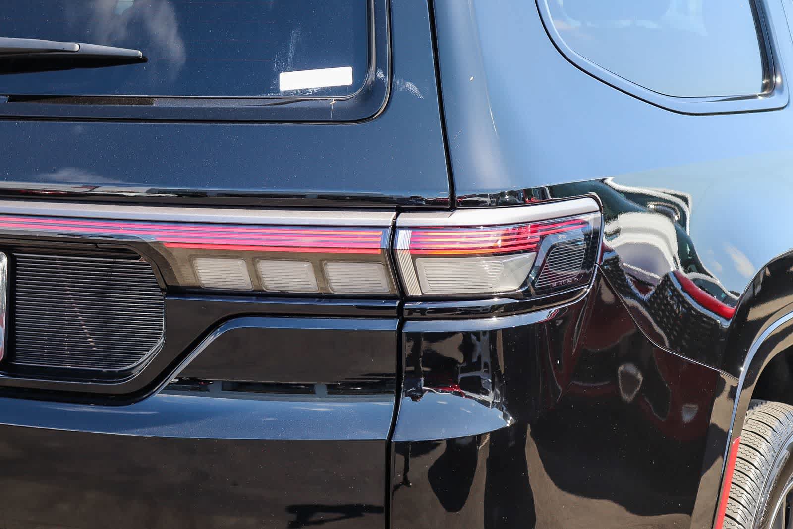 New 2026 Jeep Grand Wagoneer Limited AWD/4WD image 7