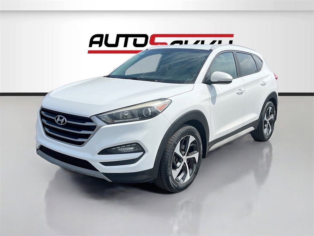 Used 2017 Hyundai Tucson Sport image 3