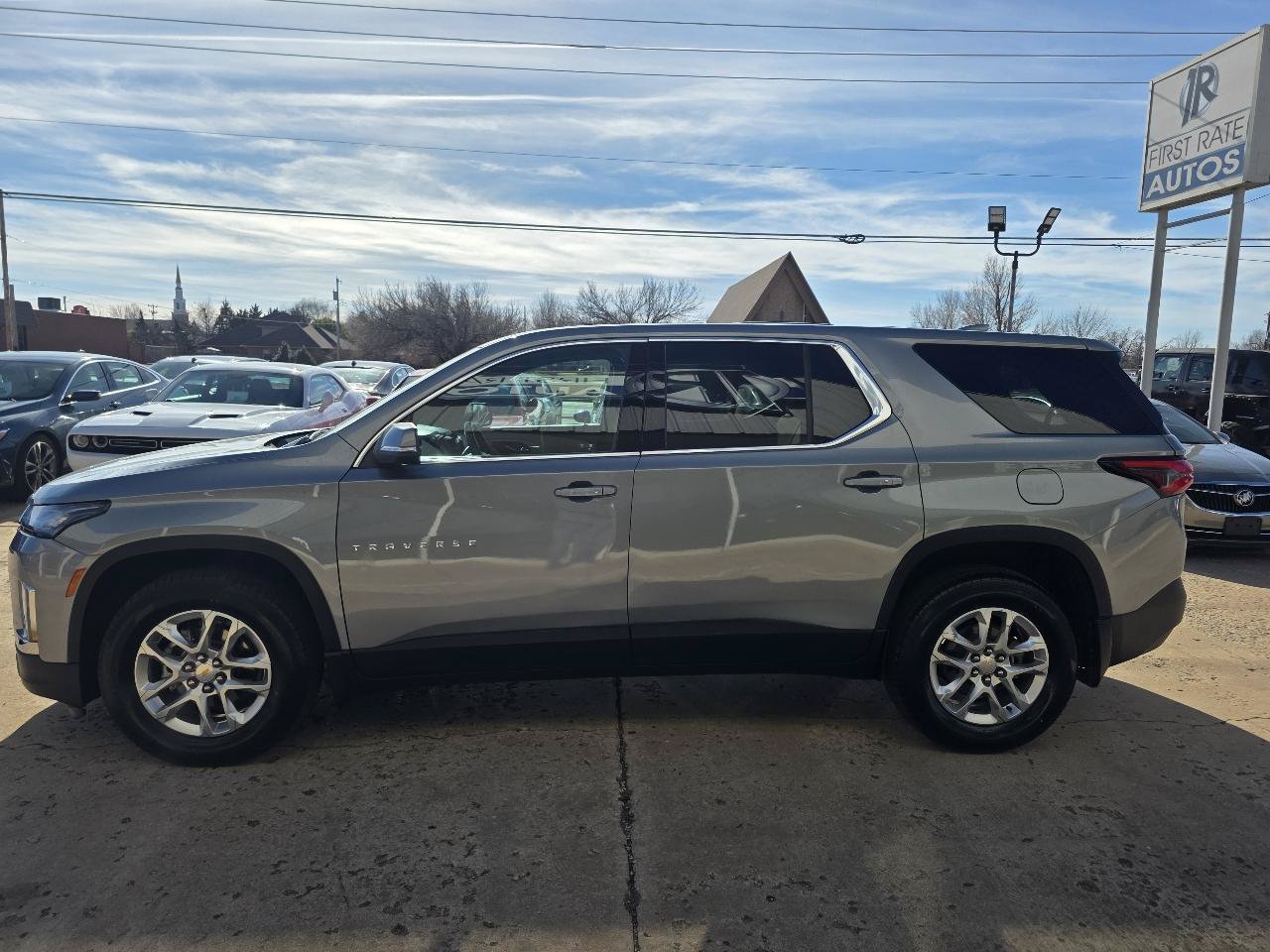 Used 2023 Chevrolet Traverse LS w/ Safety Package AWD/4WD image 4