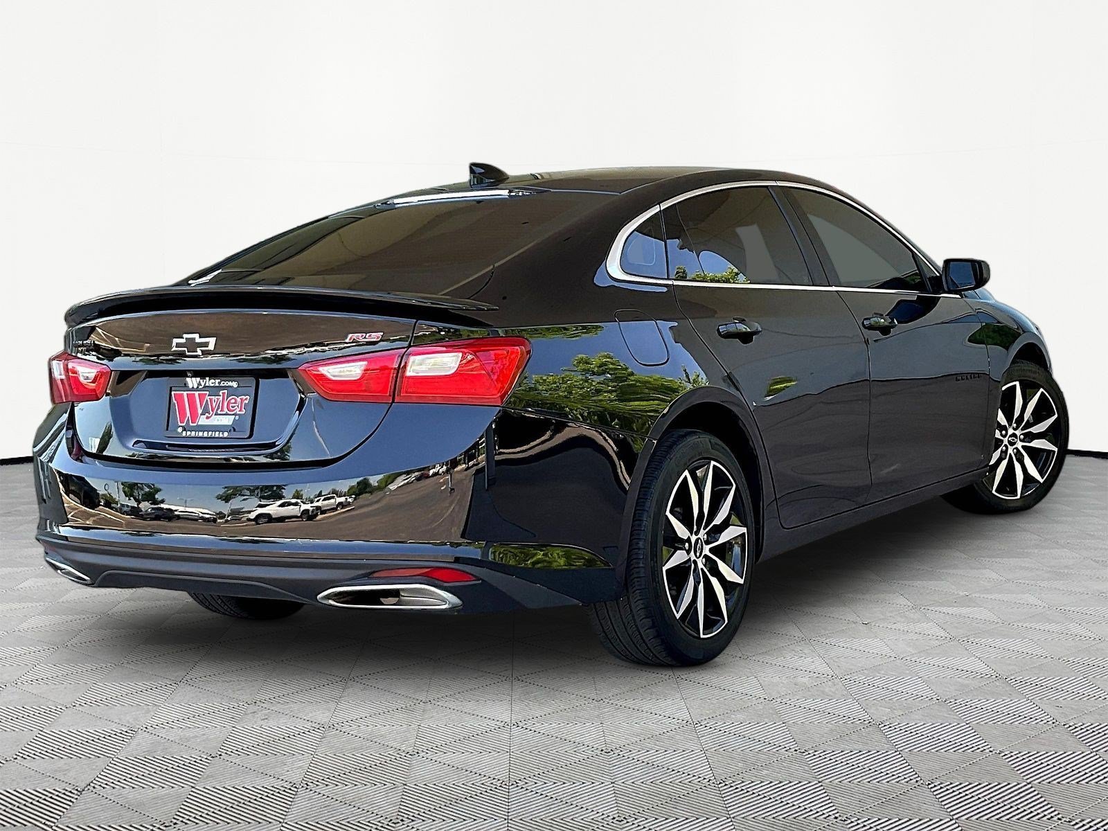 Used 2024 Chevrolet Malibu RS FWD image 6