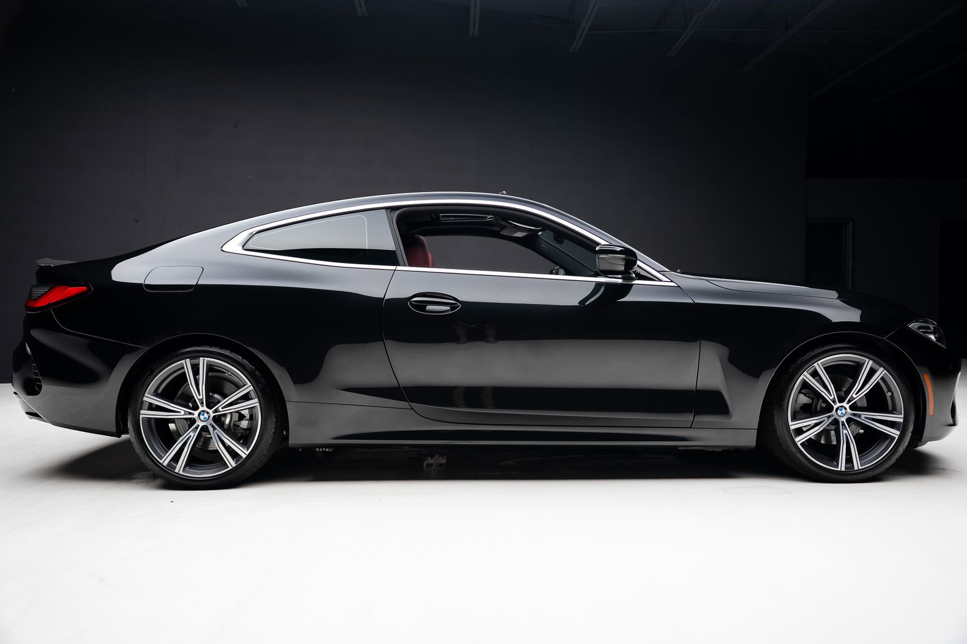 Used 2024 BMW 430i Coupe w/ Convenience Package image 35