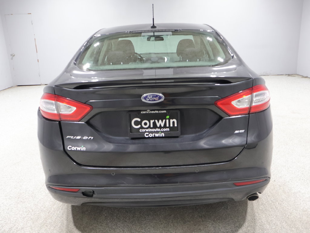 Used 2014 Ford Fusion SE FWD image 9