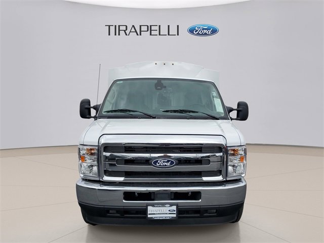 New 2026 Ford E-350 and Econoline 350 Super Duty image 8